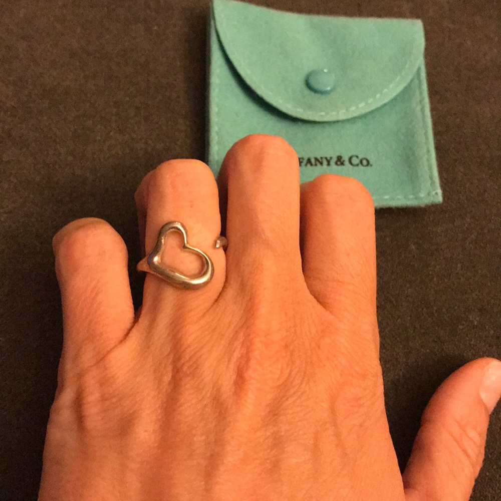 Tiffany’s open heart ring - Picture 3 of 5
